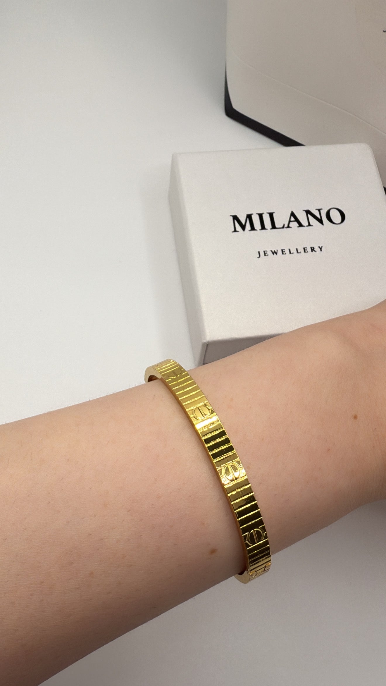 Brazalete Love 💝