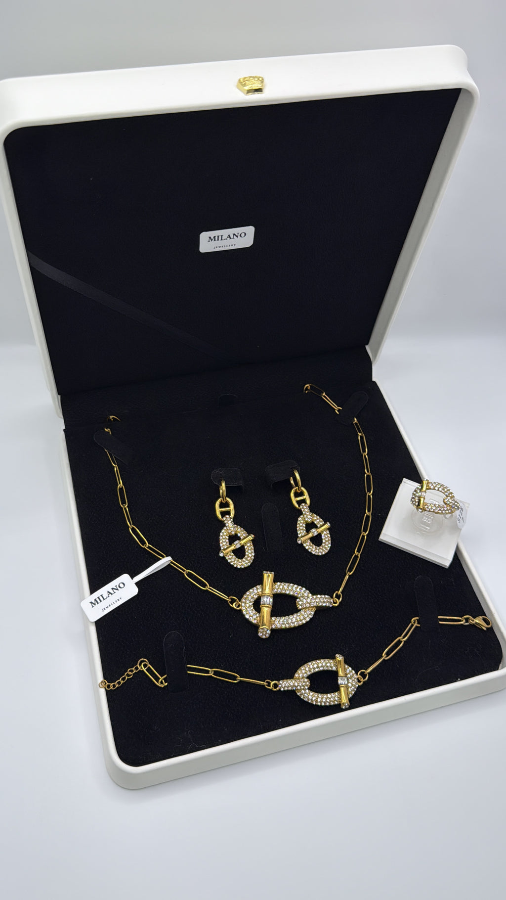 ✨ Pack Golden Harmony - Collar + Pendientes + Pulsera + Anillo 💛