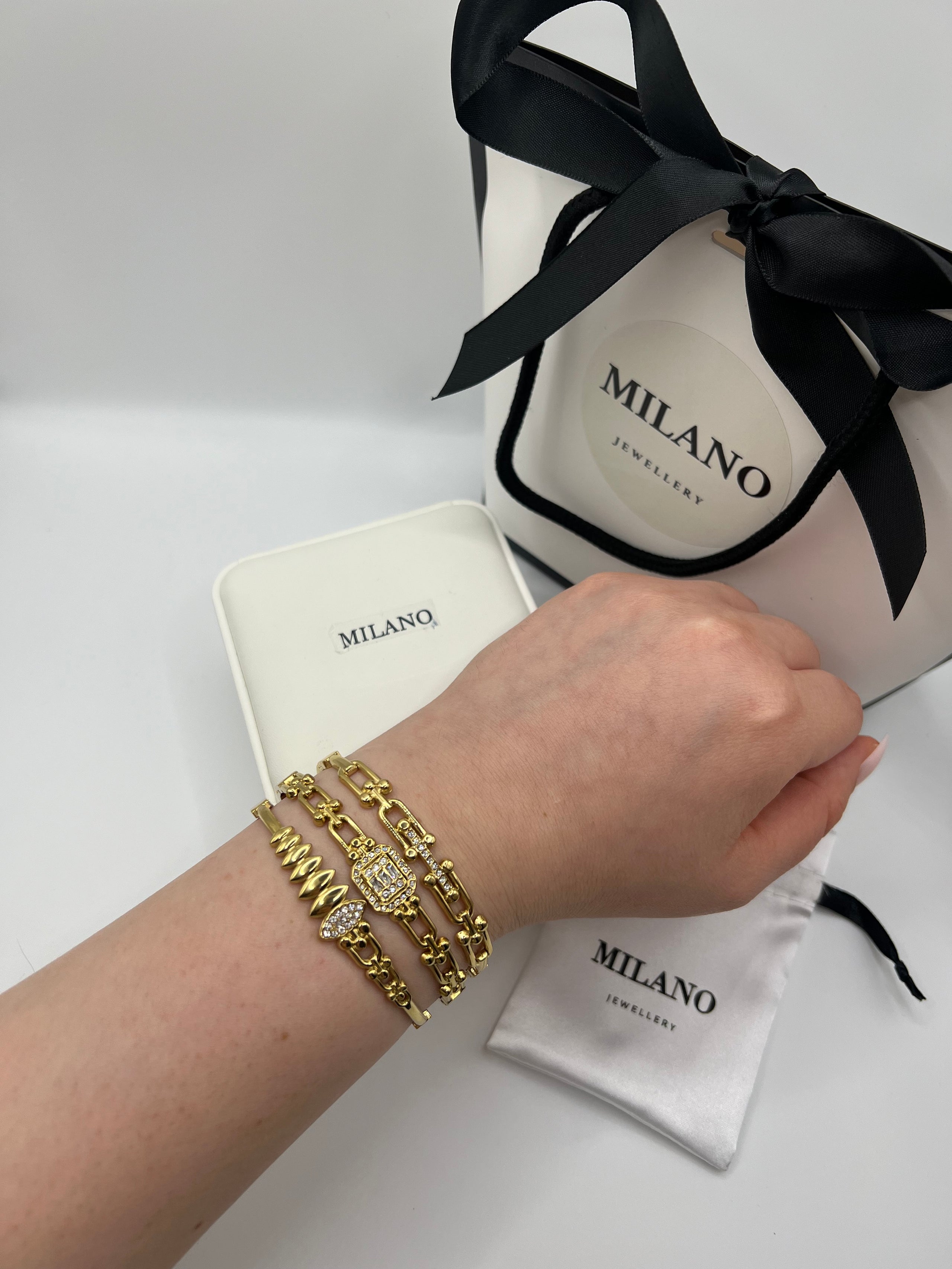 Trío Dorado - Pack 3 Brazaletes Oro 18K & Acero