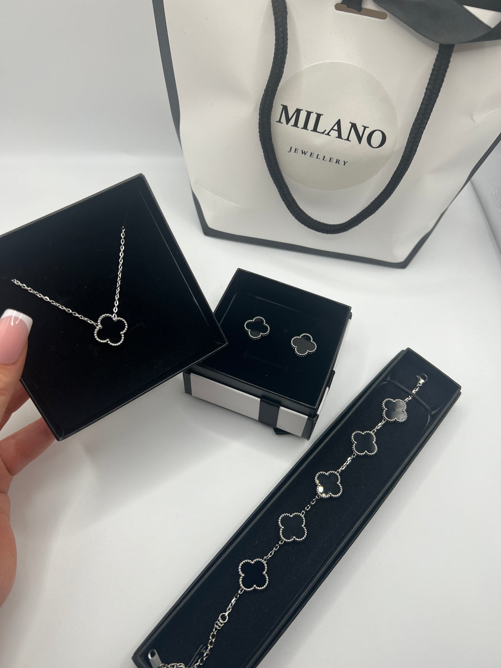Conjunto Cleef