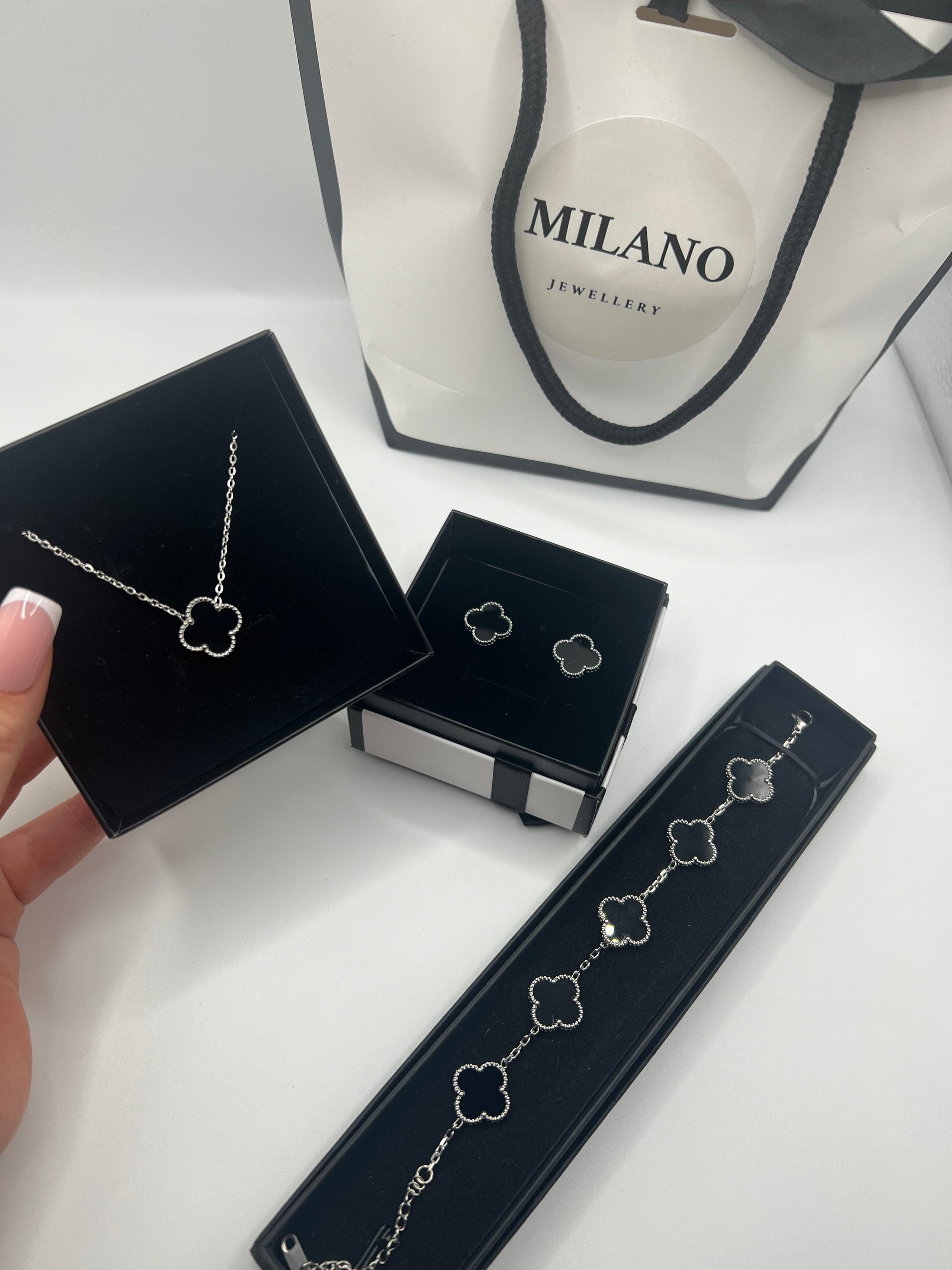 Conjunto Cleef