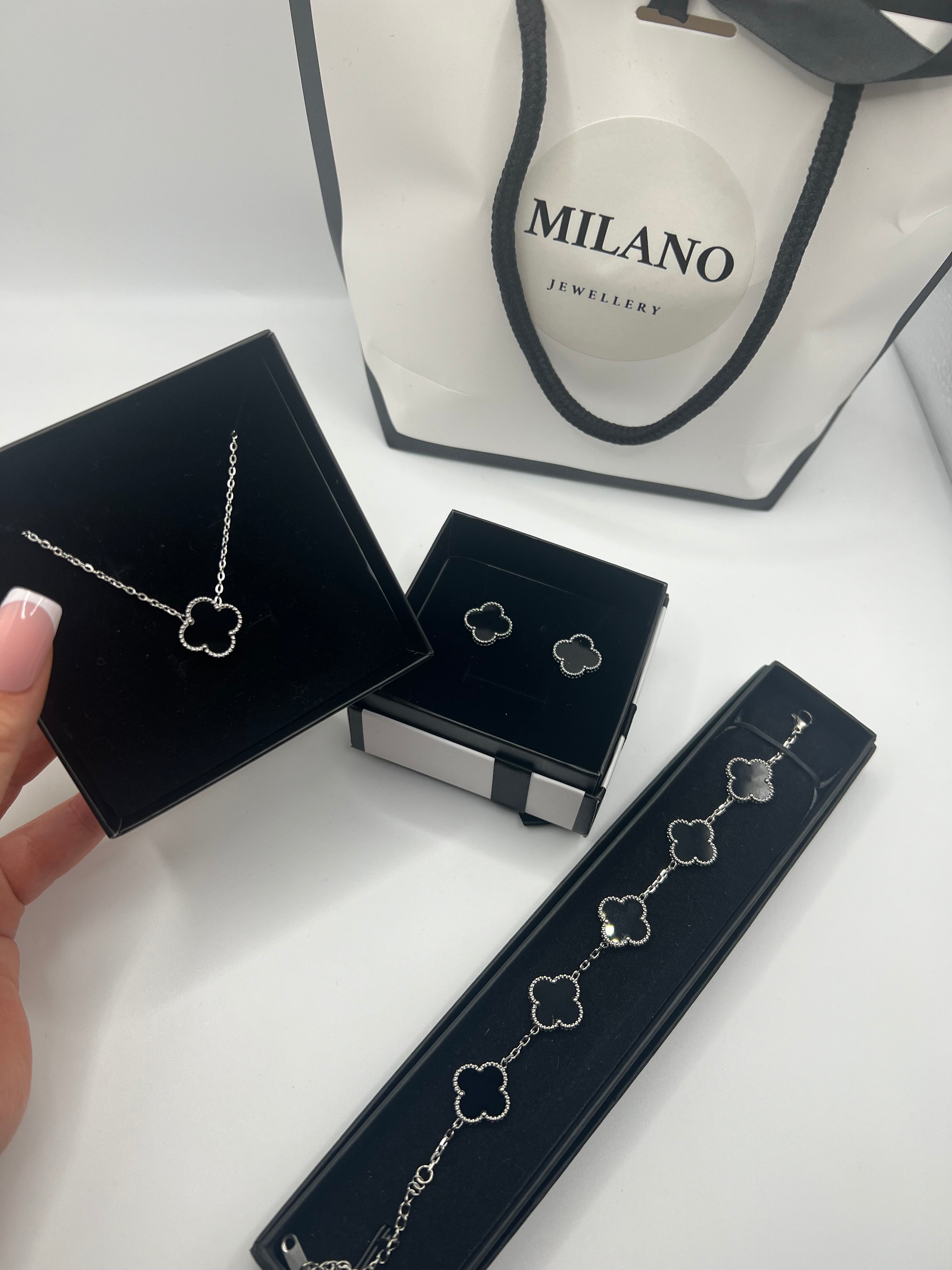 Conjunto Cleef