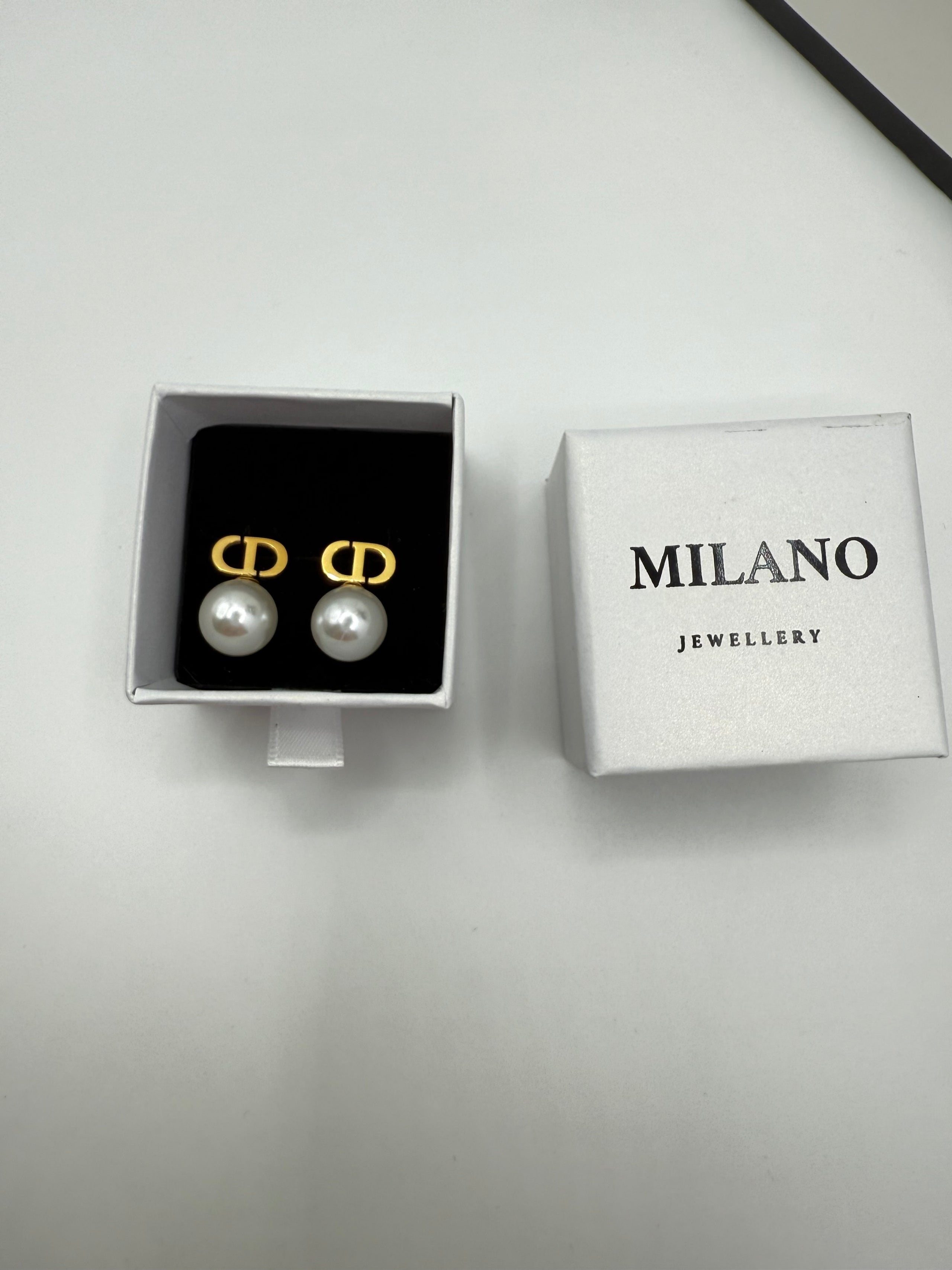✨ Pendientes CD Perla 🤍